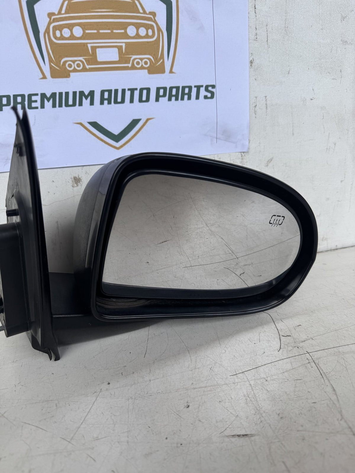 2011 Dodge Caliber PM Hatchback Right Door Mirror