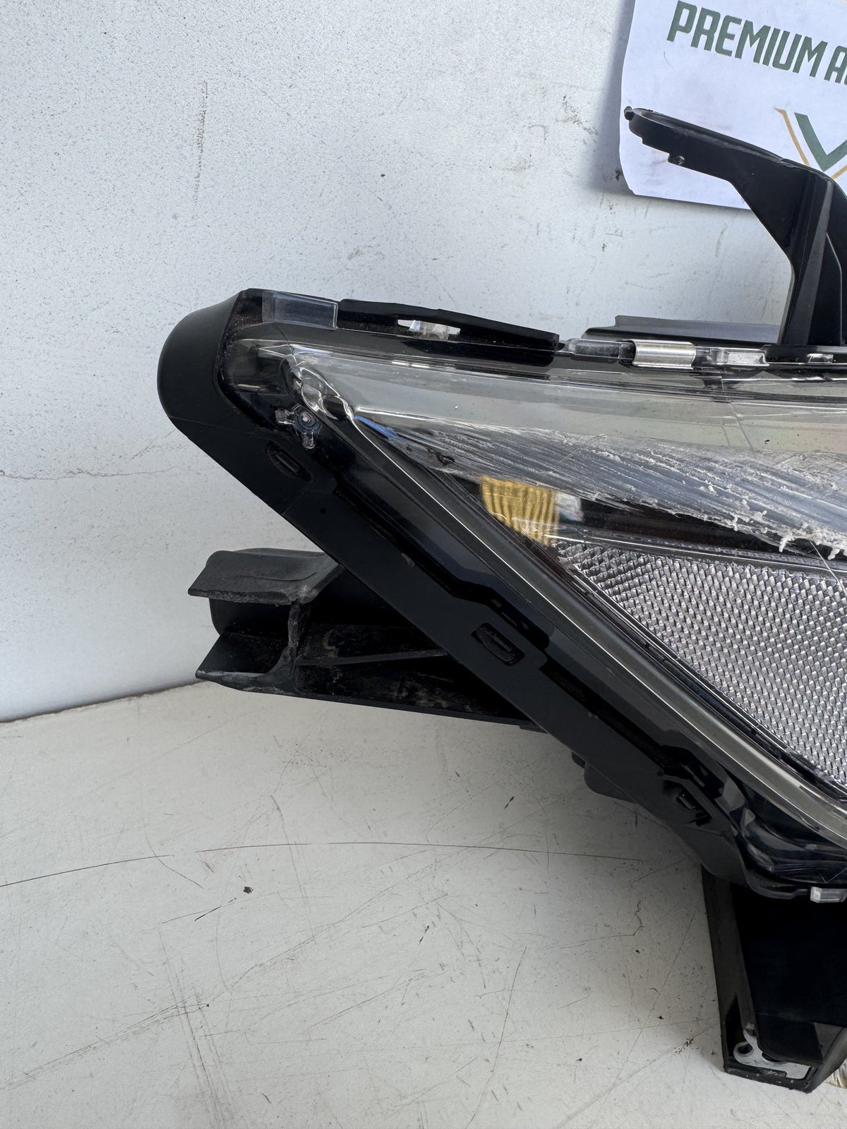 2017 Mitsubishi Outlander GF*W Station Wagon Right Headlight