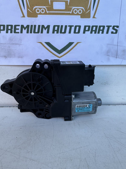 2014  GD LEFT FRONT WINDOW MOTOR