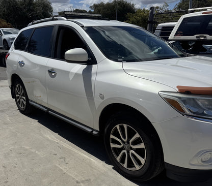 2014 Nissan Pathfinder R52