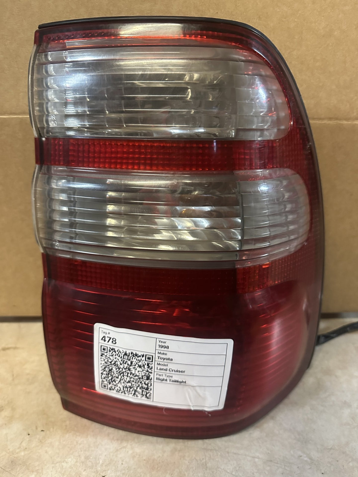 1998 Toyota Land Cruiser Land Cruiser Station Wagon Right Taillight 6070