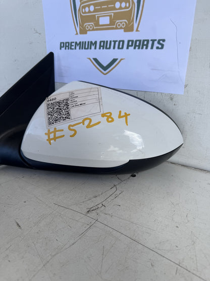 2017 Hyundai Elantra Left Door Mirror E4 044782
