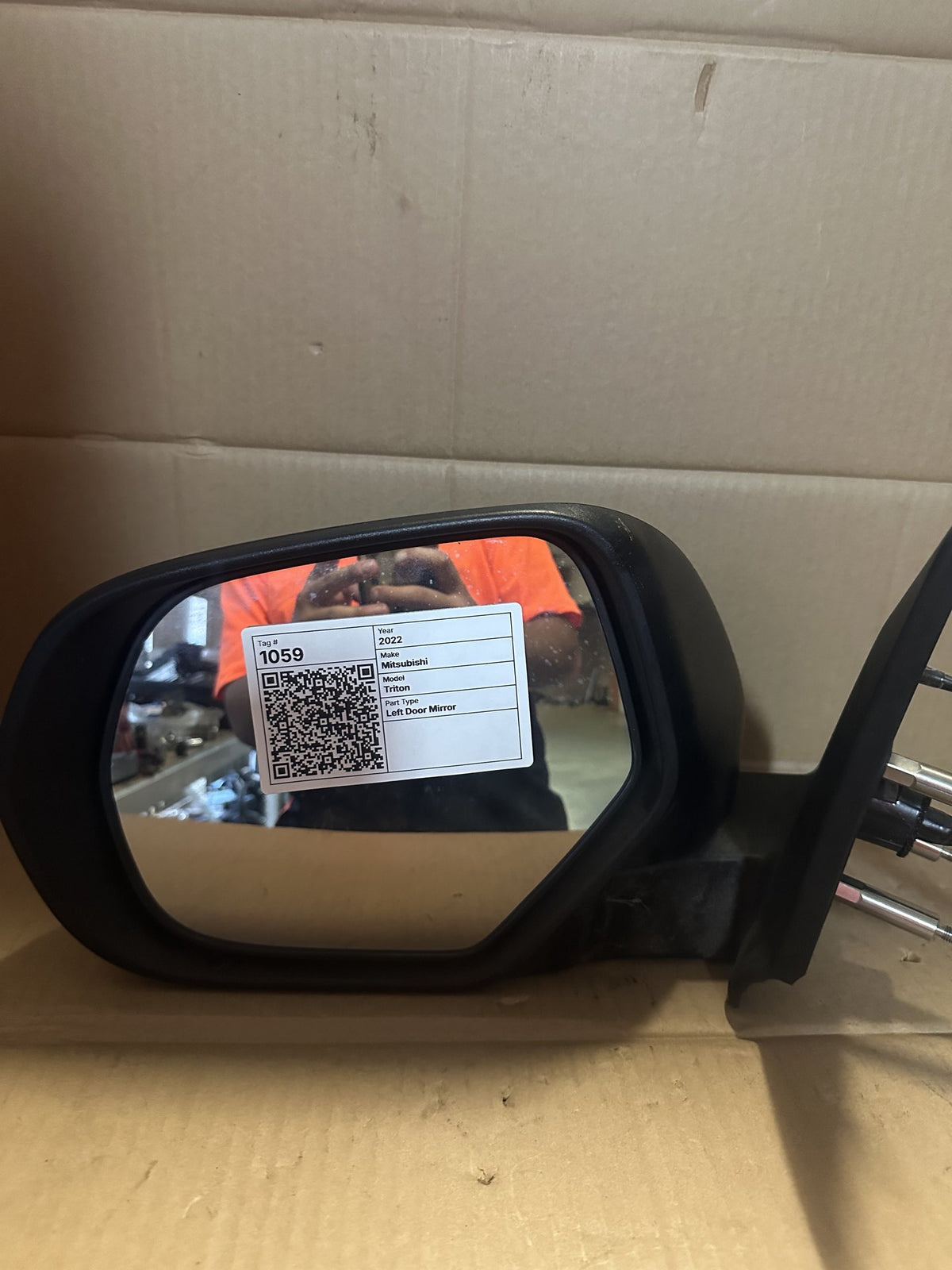 2004-2005 BMW 318i E46 Unknown Left Door Mirror 0411745