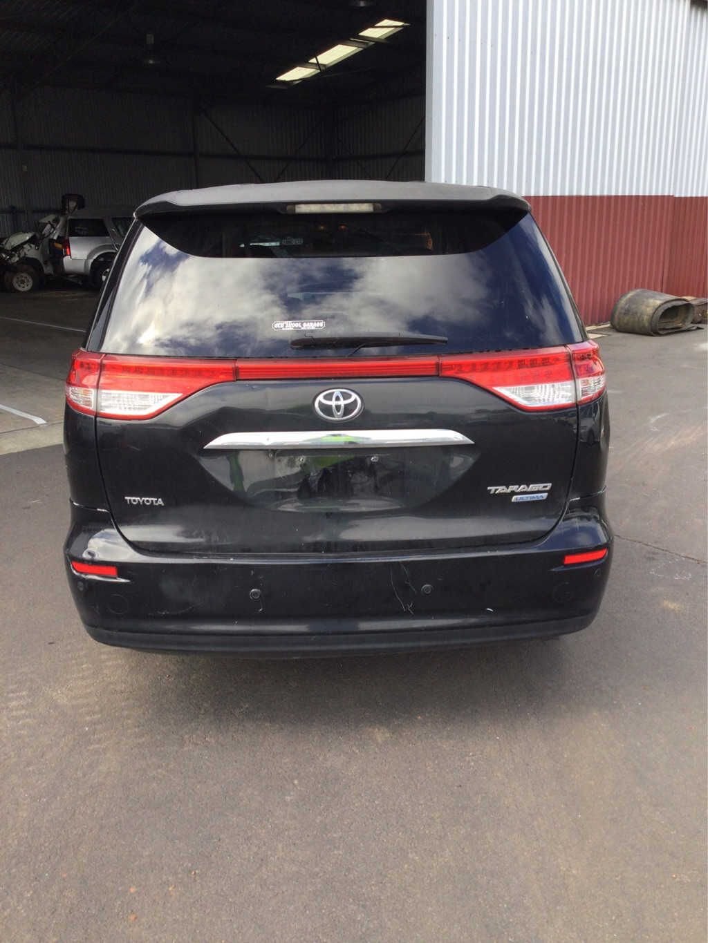 2010 Toyota Tarago R50