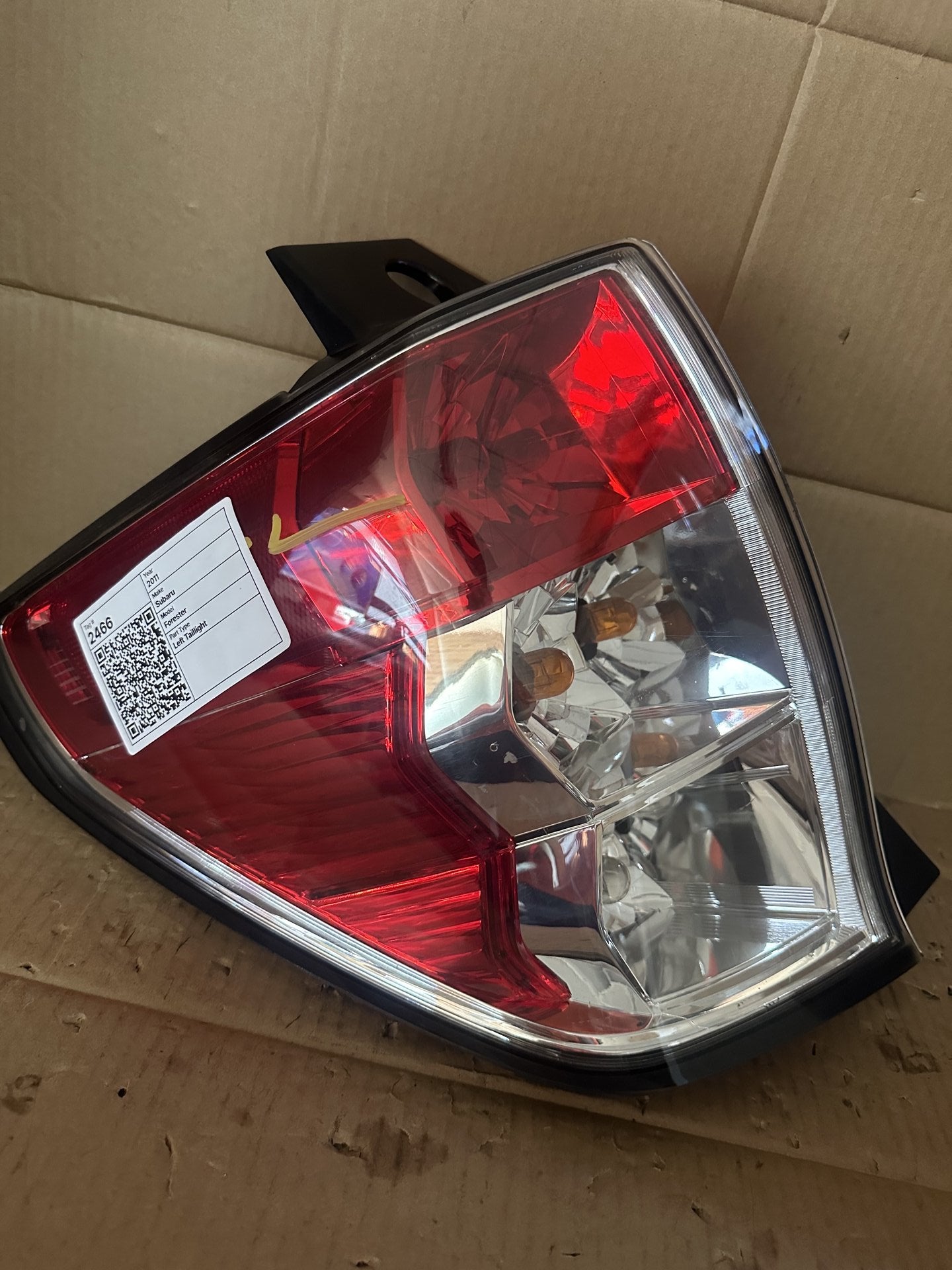 2011 Subaru Forester Left Taillight 220-20046