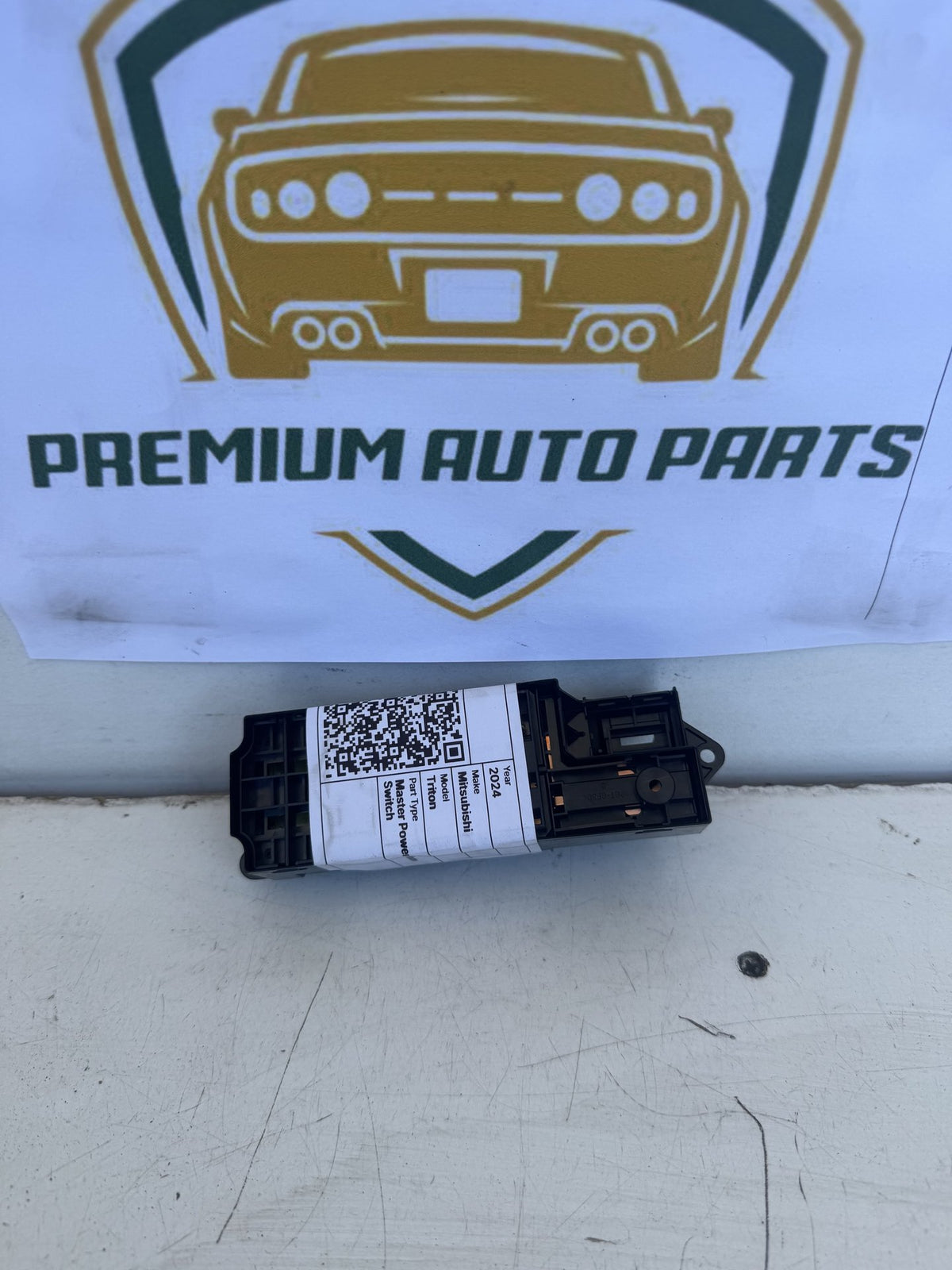 2024 Mitsubishi Triton Cab & Chassis Master Power Window Switch