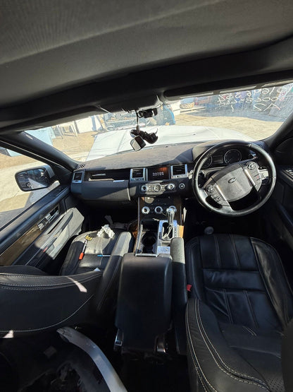 2012 Land Rover Range Rover  Station Wagon 
Land Rover
Range Rover