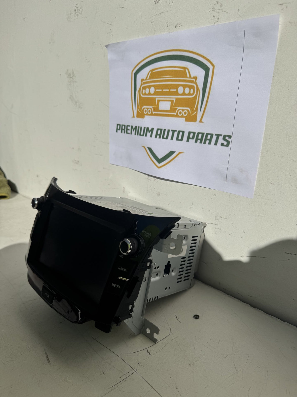 2016 Hyundai i30 GD Hatchback Stereo Head Unit 3236-00058