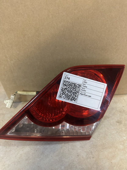 2007 Toyota Aurion - Right Boot Light