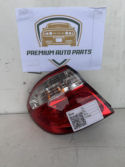 2003 Nissan Maxima Sedan Left Taillight