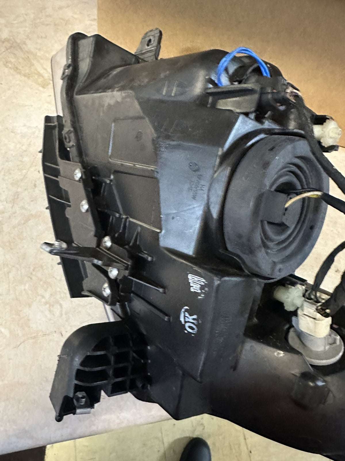 2014 Holden Cruze Cruze Right Headlight 12413