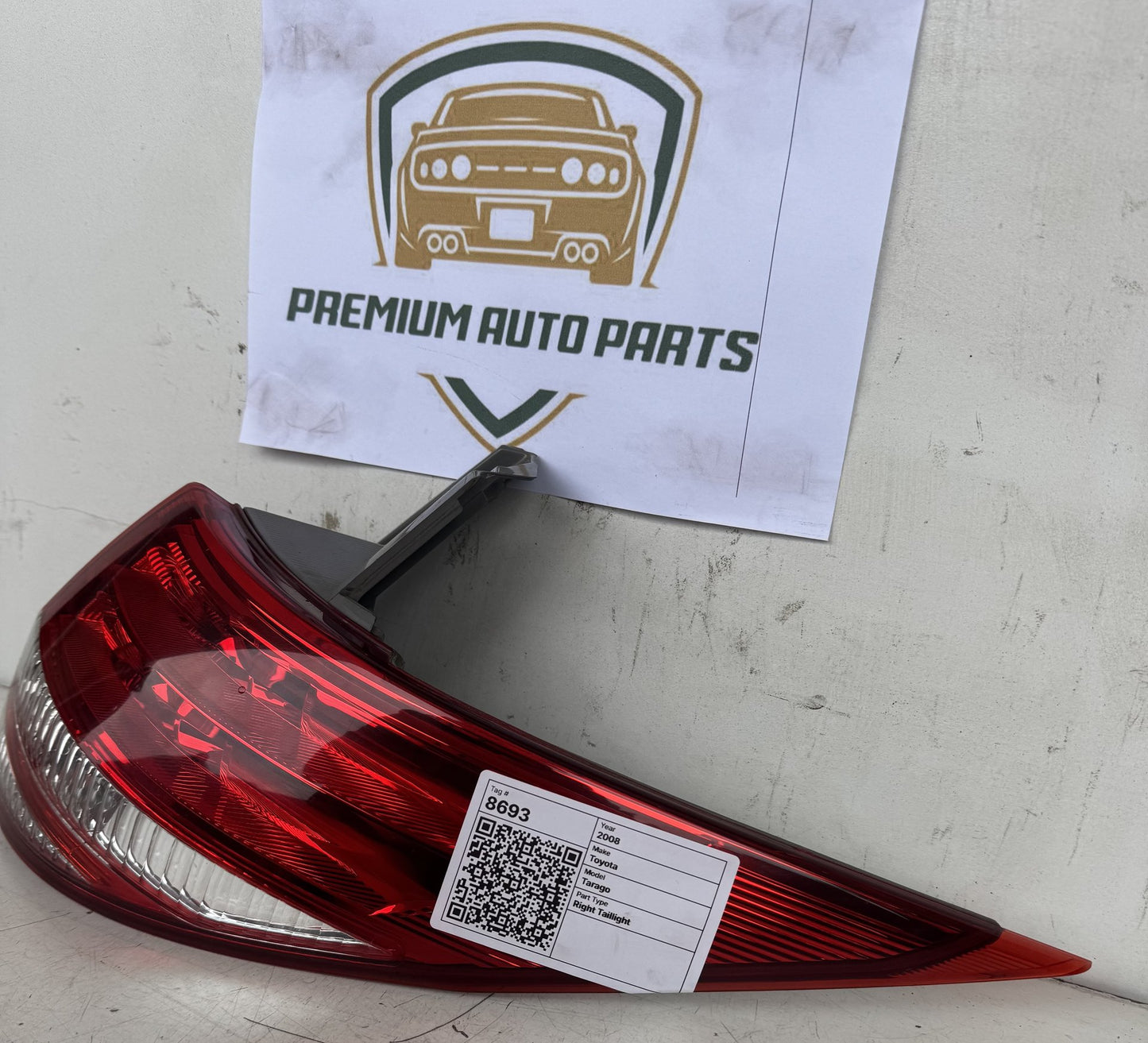 2008 Toyota Tarago Station Wagon Right Taillight