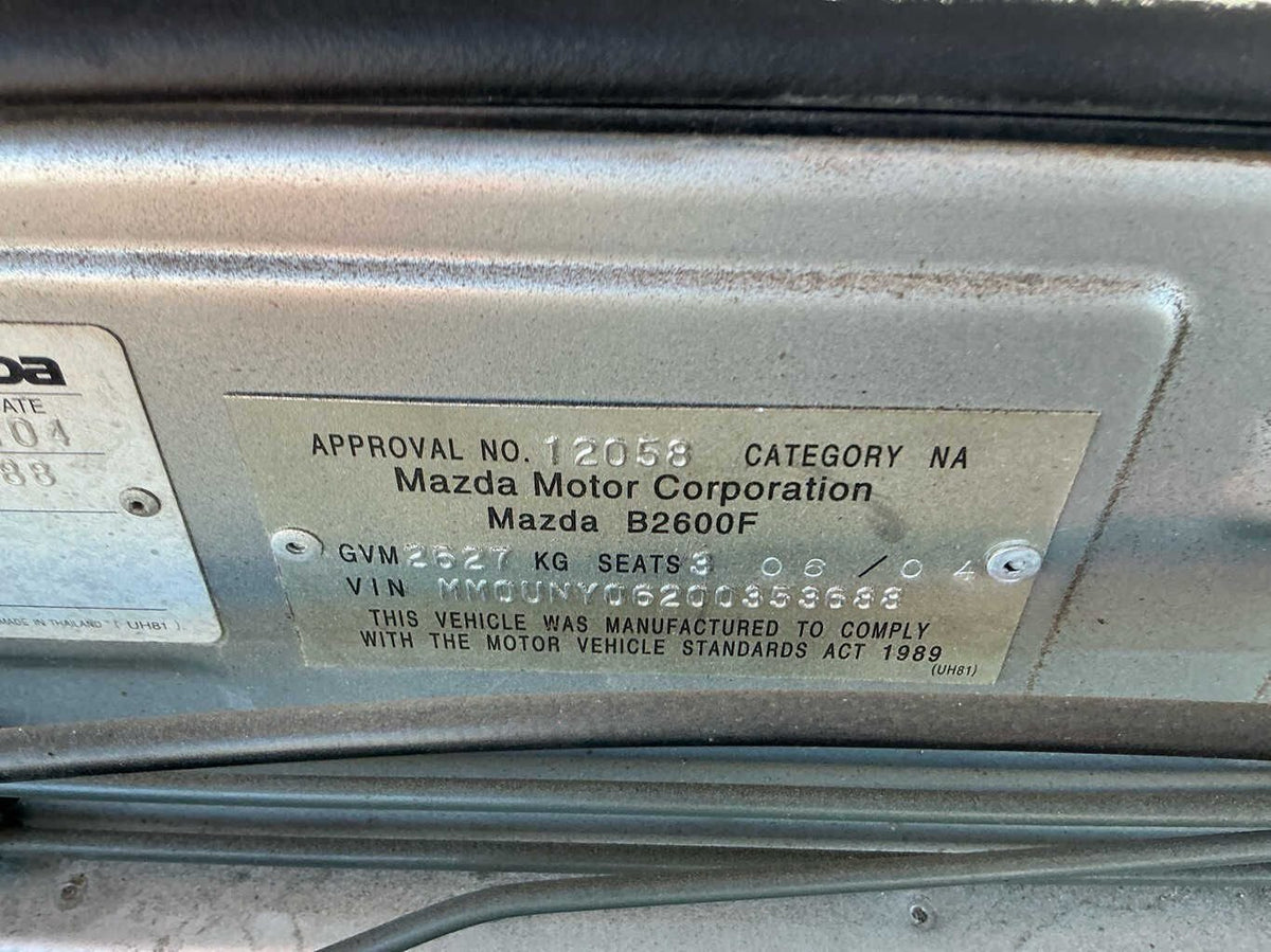 2004 Mazda Bravo
