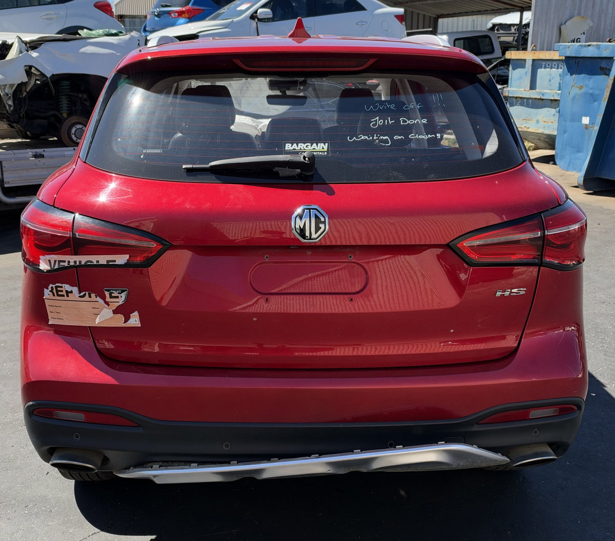 2022 MG HS