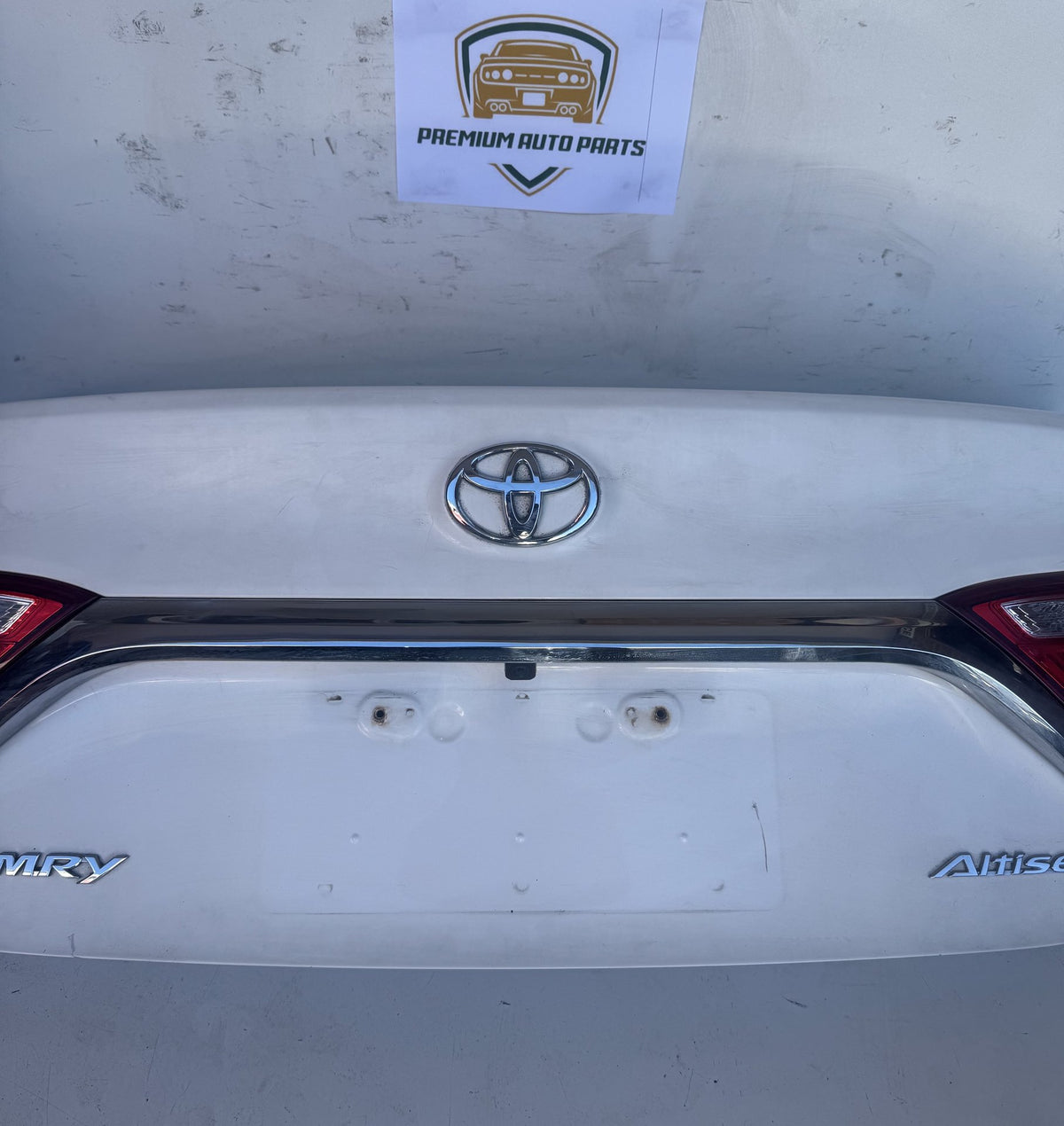 2017 Toyota Camry - Bootlid