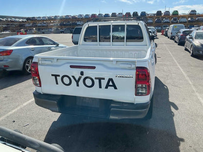 2016 Toyota Hilux SR