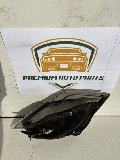 2011   Left Bootlid Light