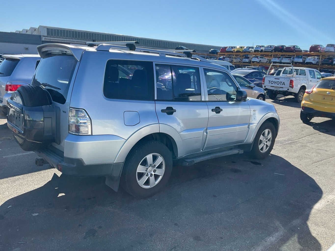2009 Mitsubishi Pajero  NTStation Wagon 
Mitsubishi
Pajero