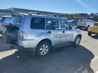 2009 Mitsubishi Pajero  NTStation Wagon 
Mitsubishi
Pajero