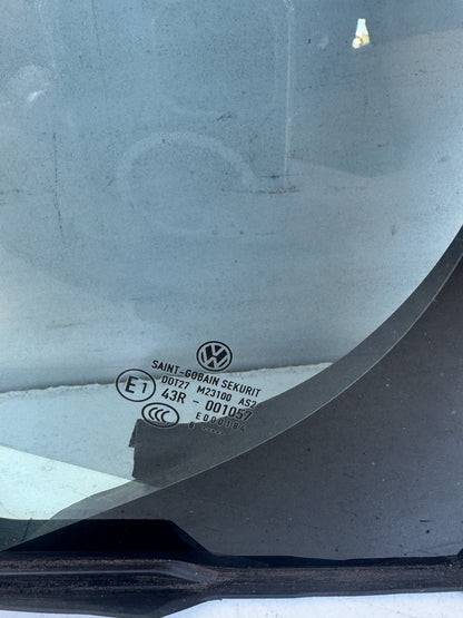 2019   Left Rear Quarter Door Glass