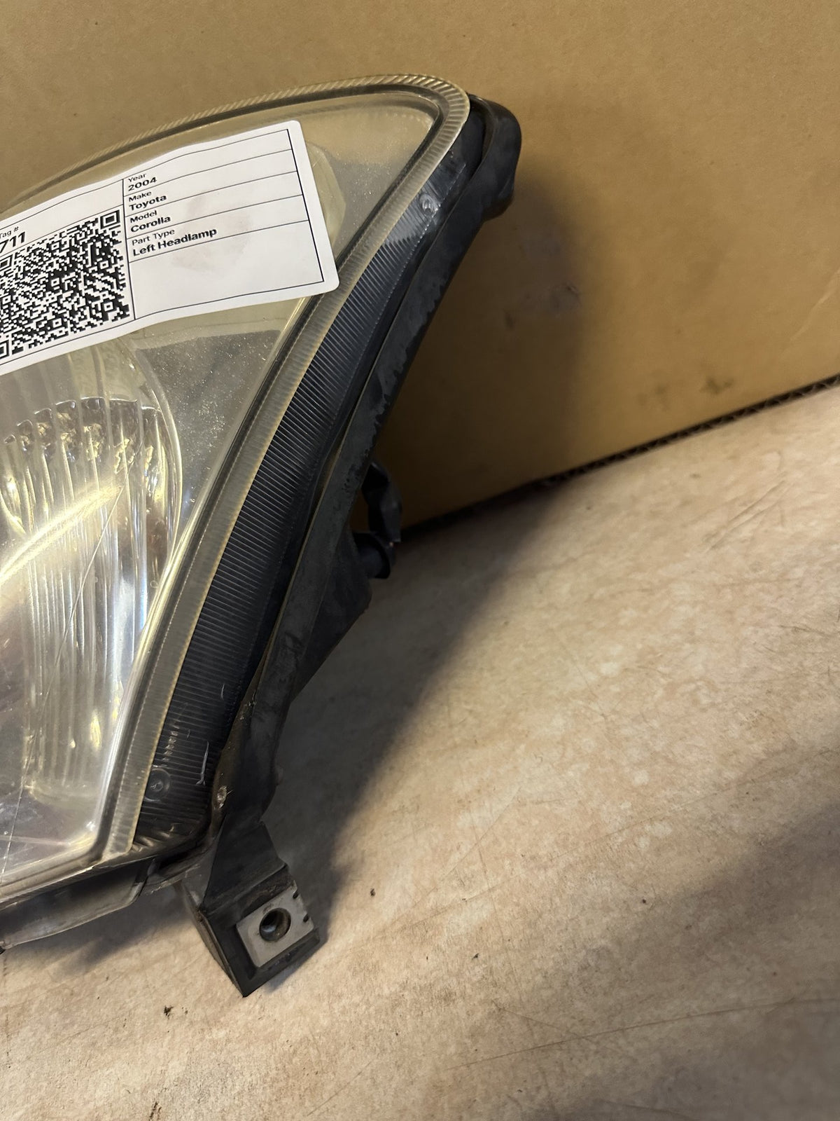 2004 Toyota Corolla Corolla Hatchback Left Headlight
