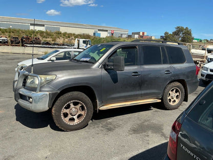 2012 Toyota Land Cruiser J200