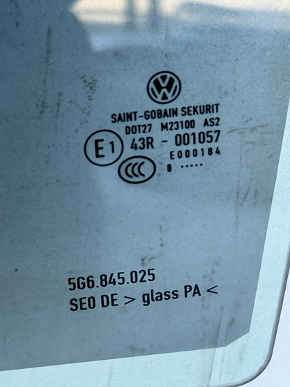 2019 Volkswagen Golf Station Wagon Right Rear Door Glass