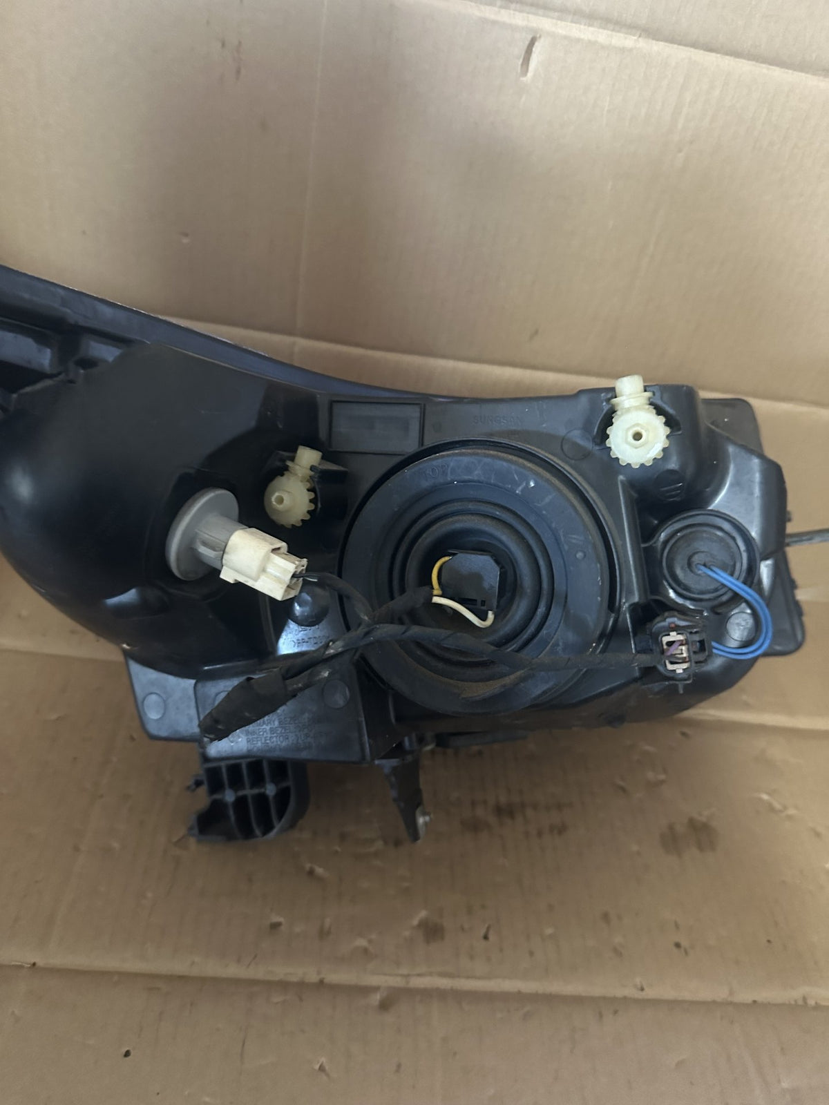 2013 Holden Cruze JH Station Wagon Left Headlight