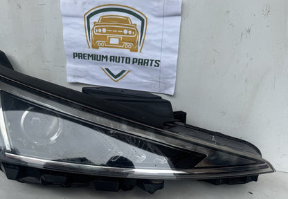 2019  AD Right Headlight
