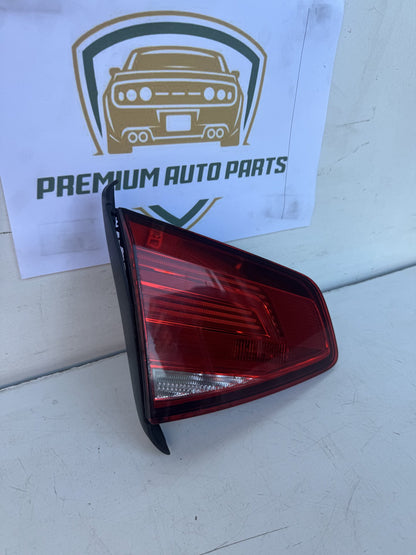 2018   Left Bootlid Light