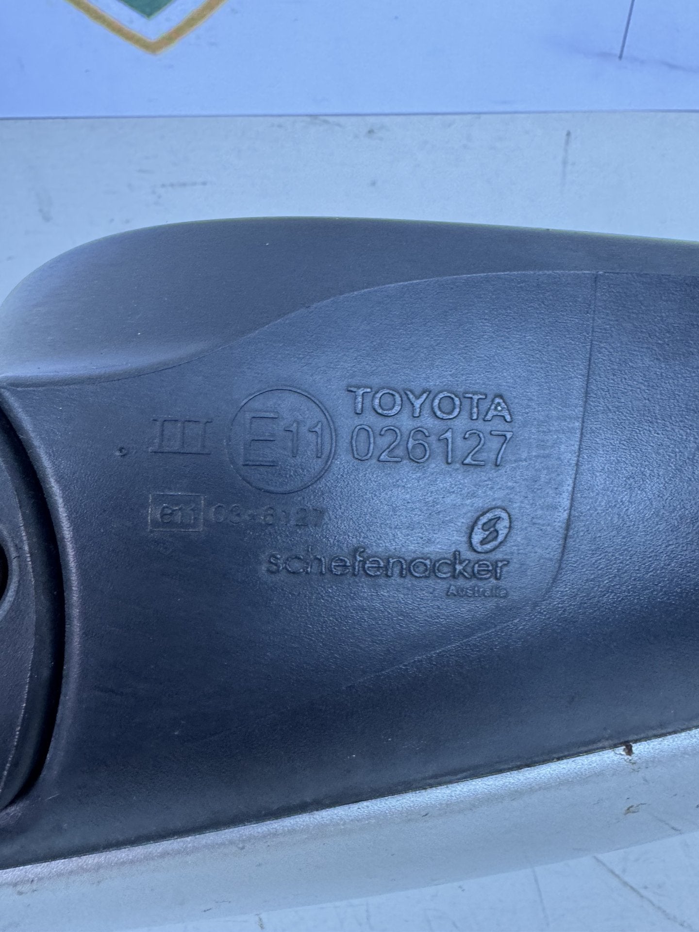 2010  XV40 Right Door Mirror