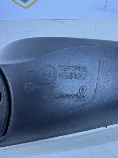 2010  XV40 Right Door Mirror