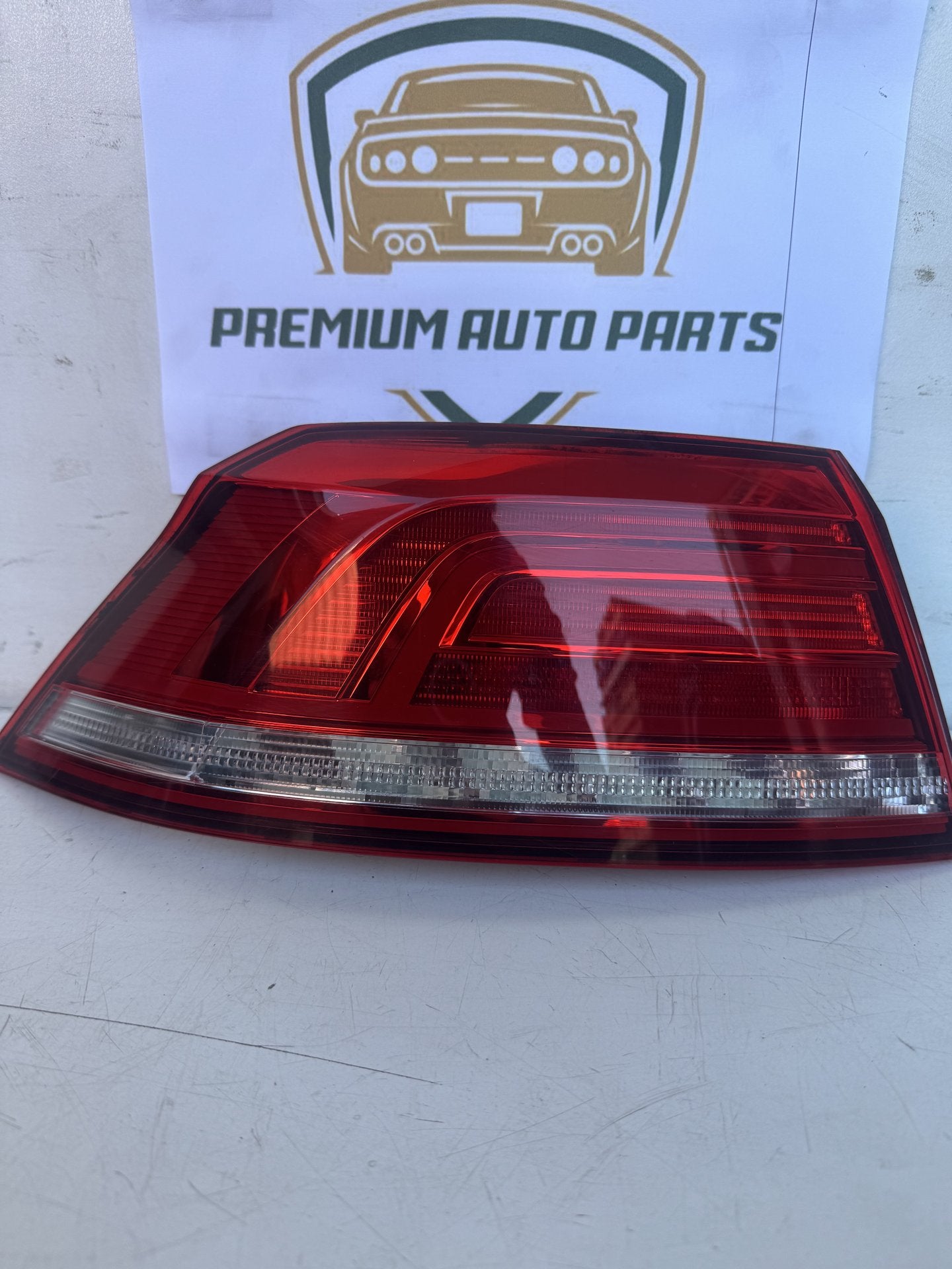 2018   Left Taillight