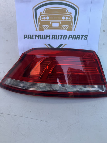 2018   Left Taillight