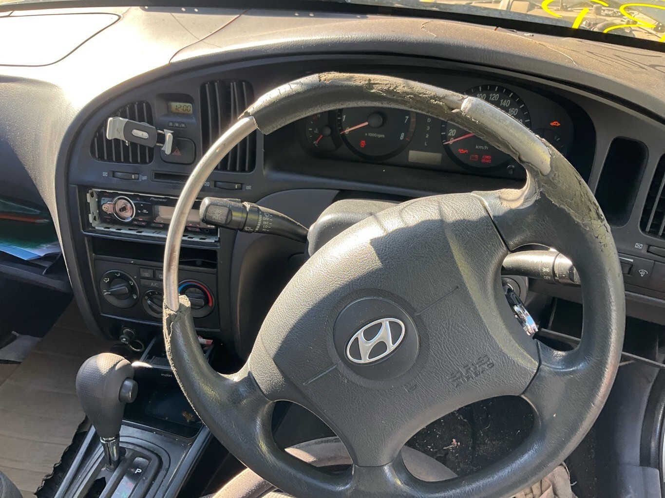 2004 Hyundai Elantra XD