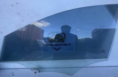 2014  GD Left Front Door Window