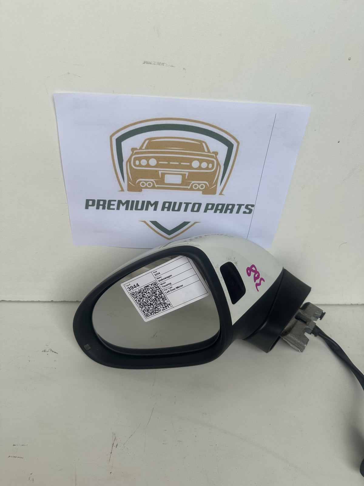2010-2018 Volkswagen Touareg MK2- 7P SUV Left Door Mirror 021095