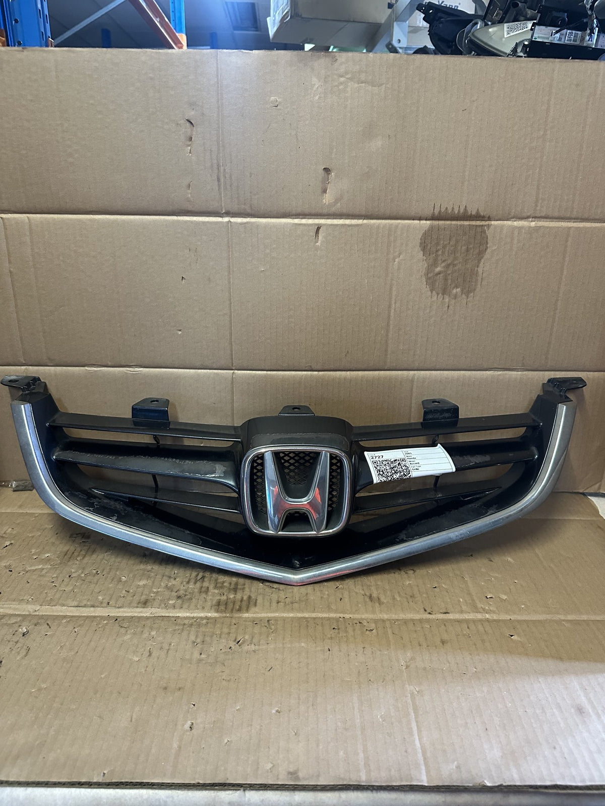 2005 Honda Accord - Grille