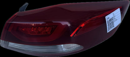 2018 Hyundai Elantra AD Sedan Right Taillight