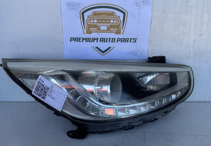 2017 Hyundai Accent RB Hatchback Right Headlight