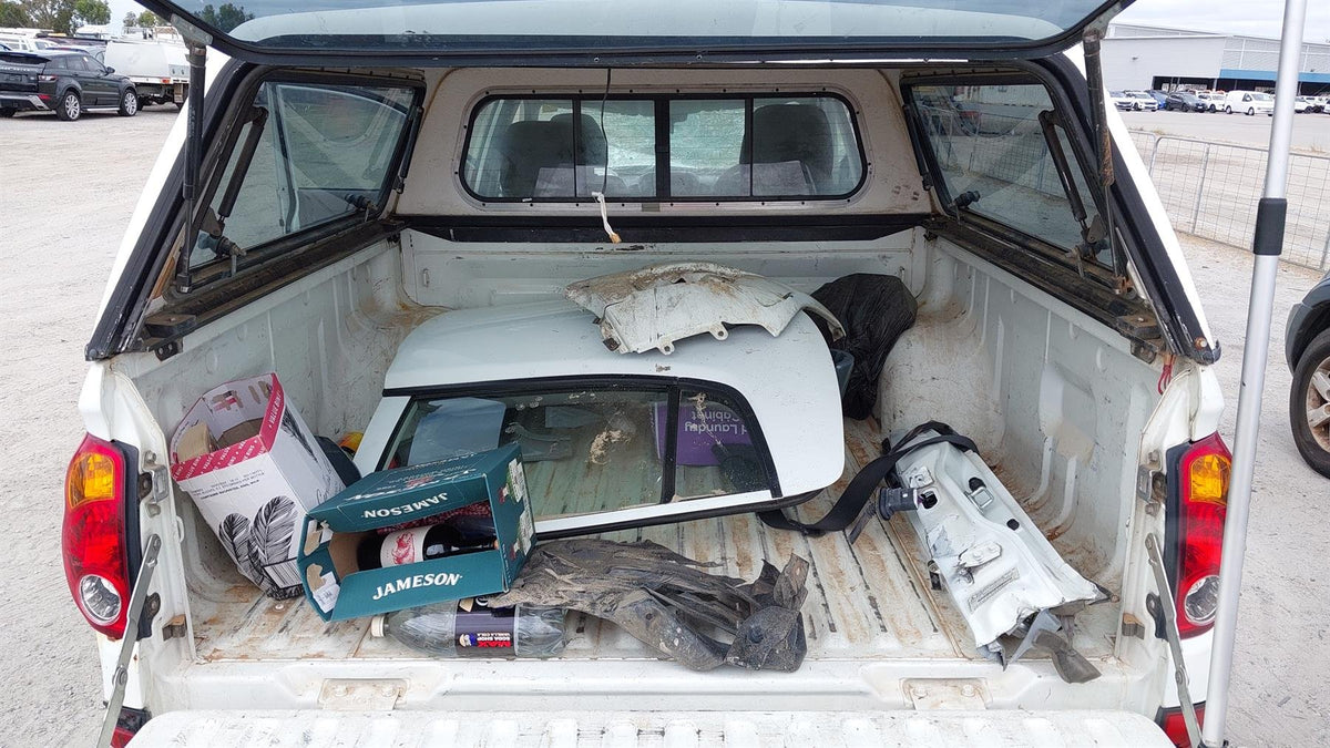 2010 Mitsubishi Triton KA*T