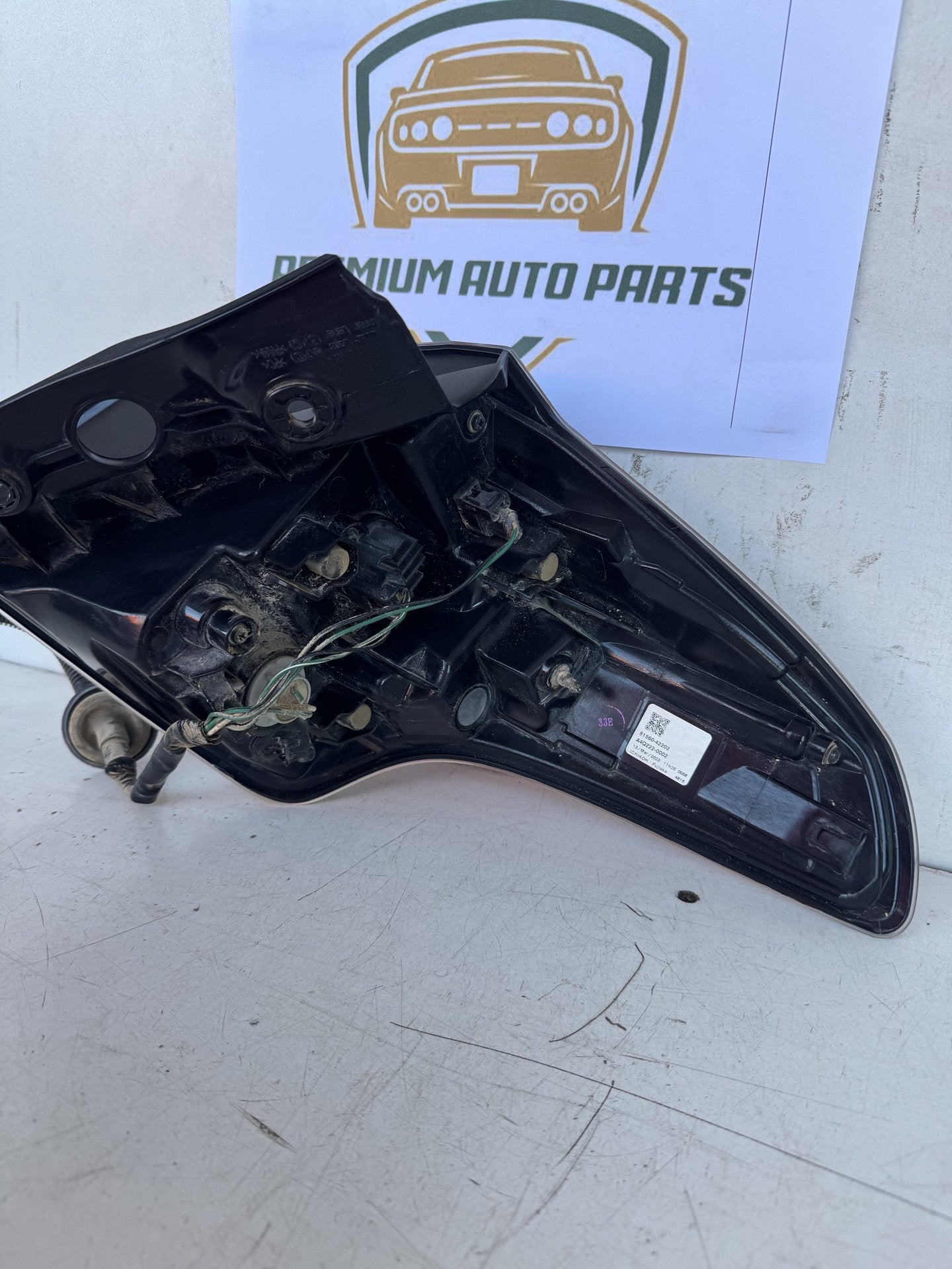 2017 Toyota RAV4 Station Wagon Left Taillight