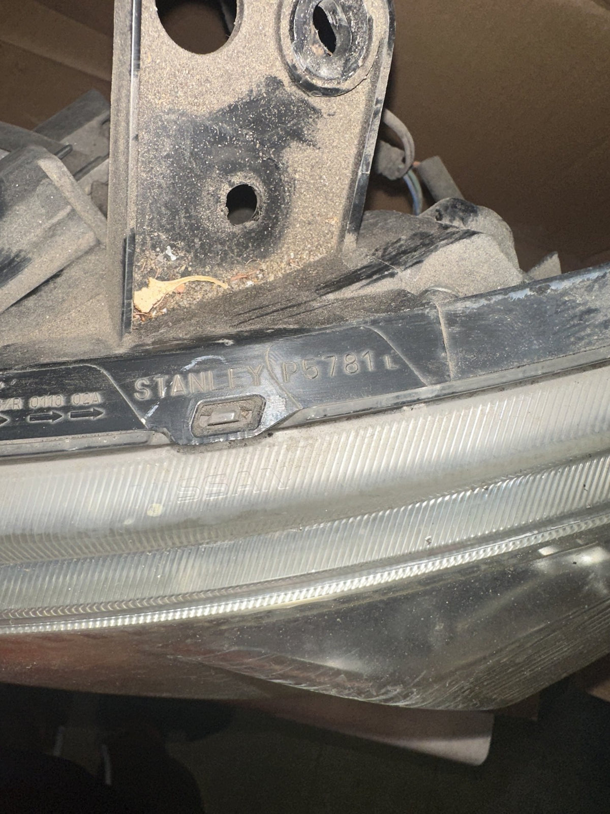 Nissan Tiida Tiida Hatchback Left Headlight