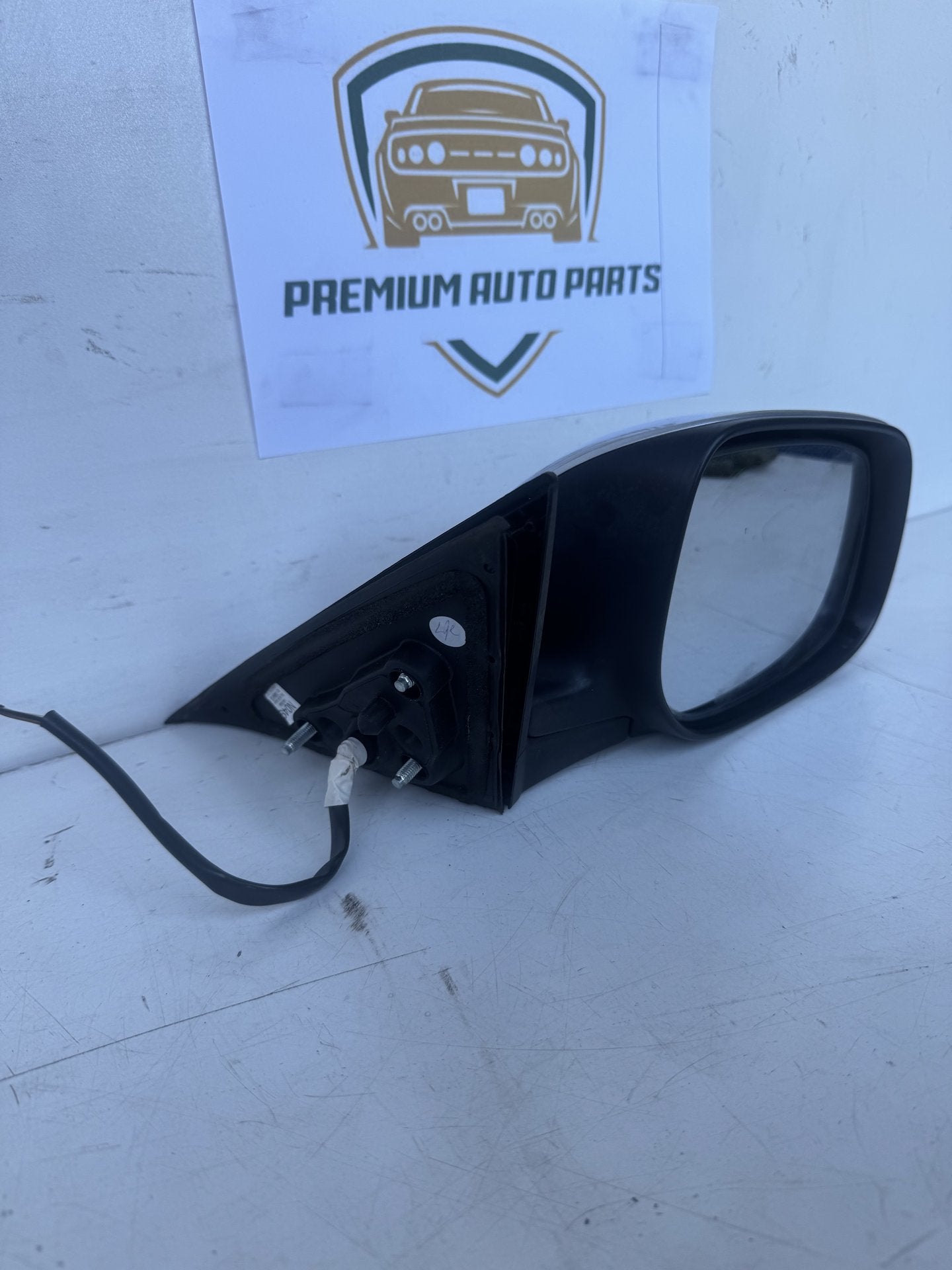 2010  XV40 Right Door Mirror