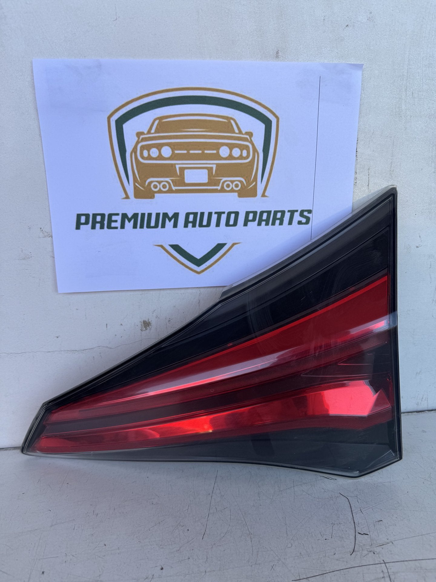 2017 Toyota RAV4 Station Wagon Right Boot Light