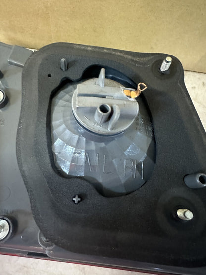 2010 Holden Cruze Cruze Right Boot Light 0775