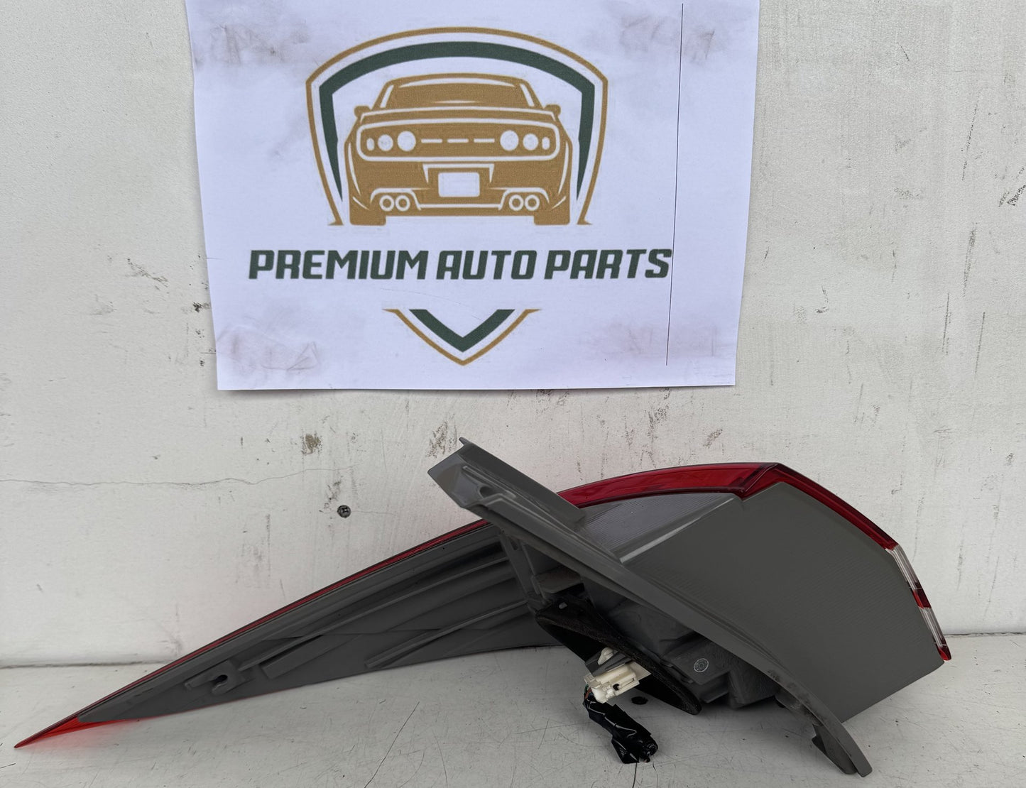 2008 Toyota Tarago Station Wagon Right Taillight