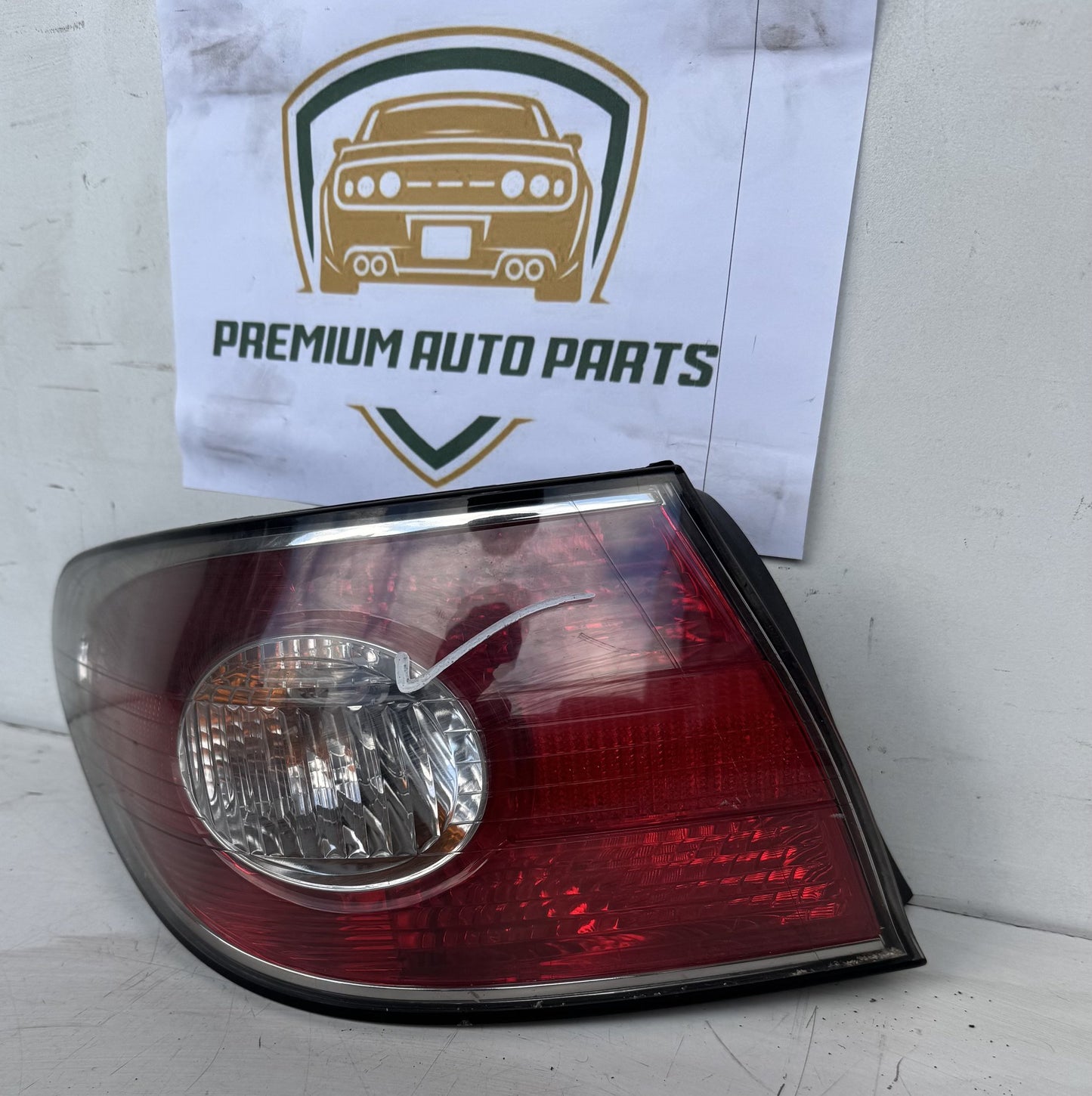 2003   Left Taillight