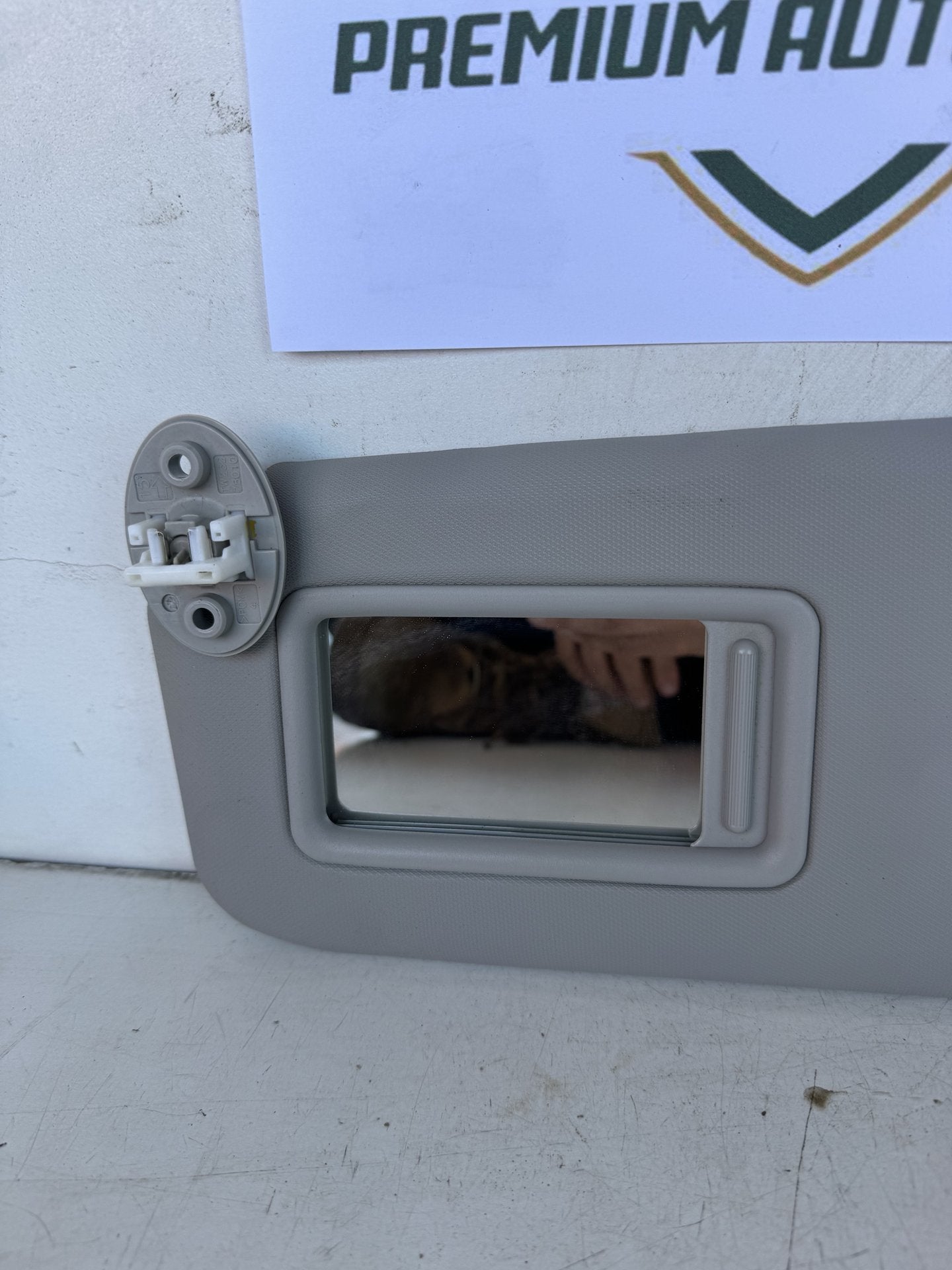 2017 Toyota RAV4 Station Wagon Left Sun Visor