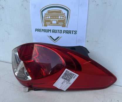 2014   Right Taillight